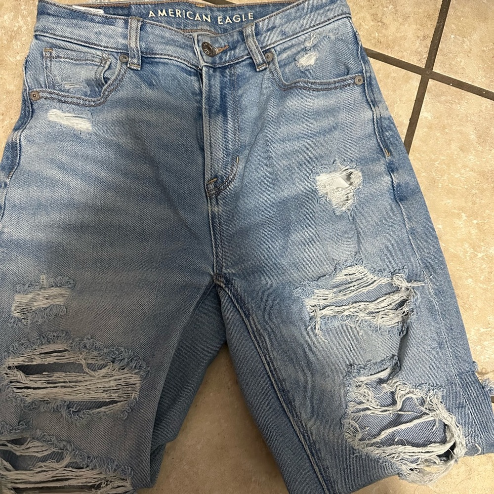 American Eagle Mom Jeans